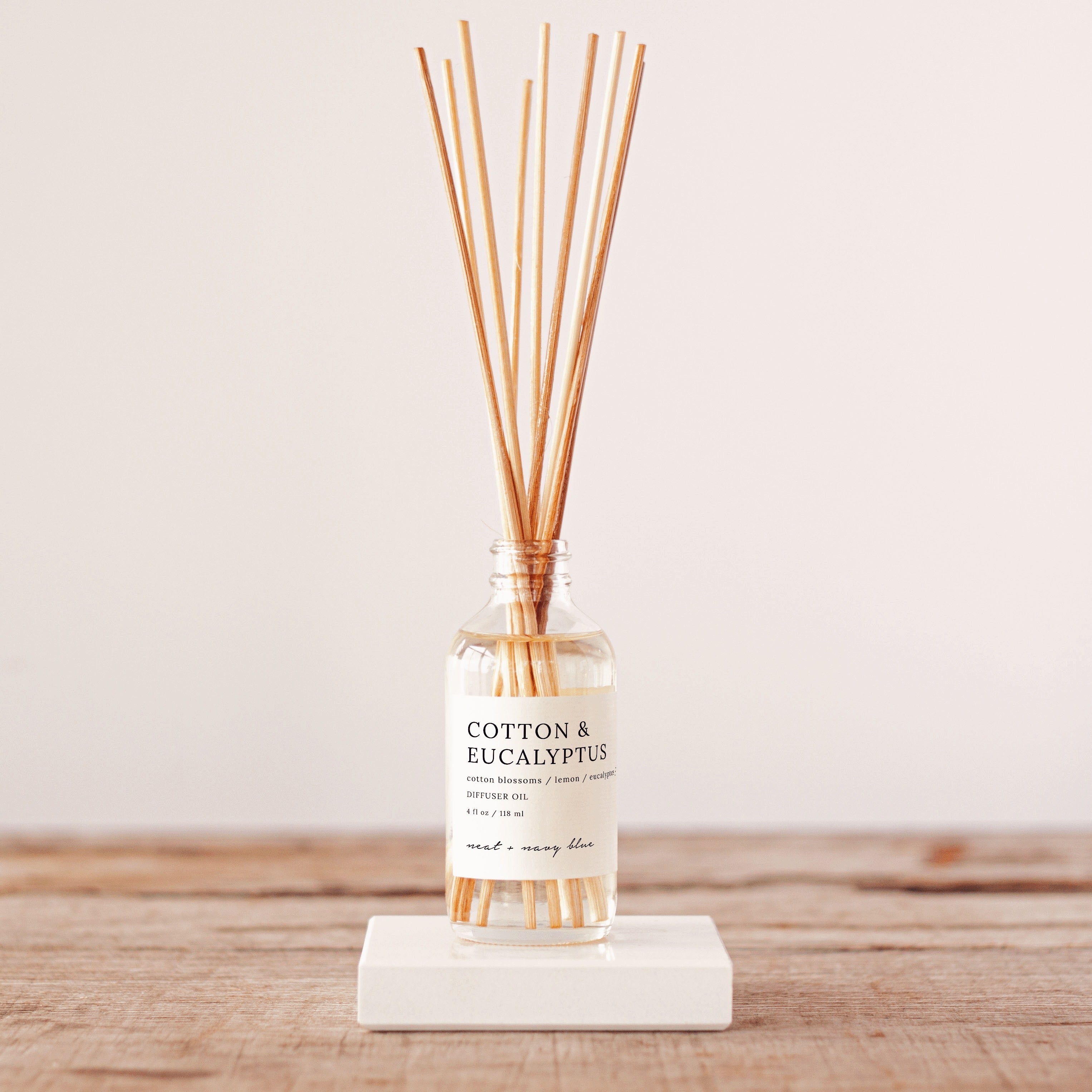 Cotton & Eucalyptus Reed Diffuser – Neat and Navy Blue